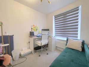 Jefferson Way- click for photo gallery